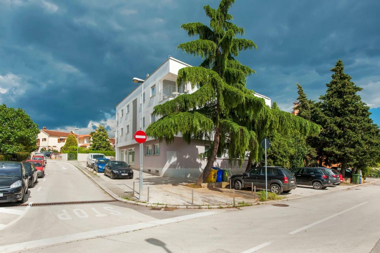 Apartment Canna Rovinj Exteriör bild